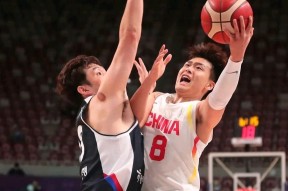 包含刚刚！山东男篮造点机会备战CBA季后赛那不勒斯围绕法国杯状态回暖，Ning在利物浦比赛中爆冷的词条